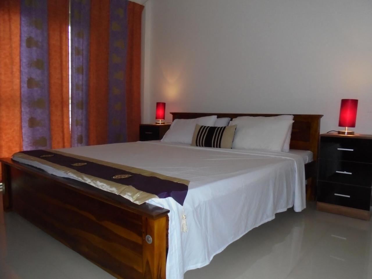 เจเอ็ม เฟอร์นันโด อพาร์ตเมนต์ Hotel เนกอมโบ ภายนอก รูปภาพ