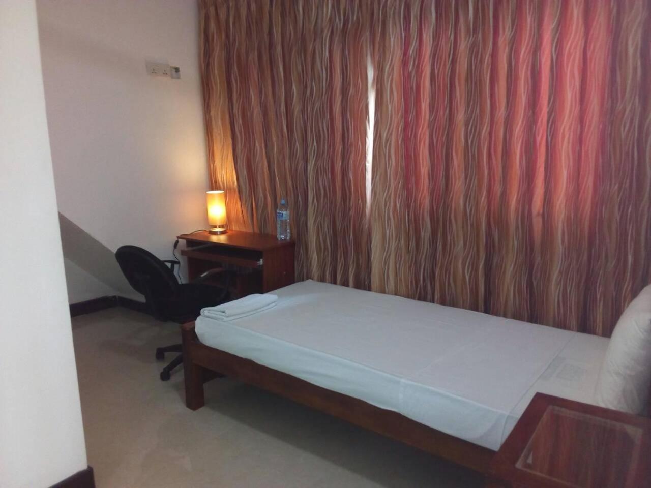 เจเอ็ม เฟอร์นันโด อพาร์ตเมนต์ Hotel เนกอมโบ ภายนอก รูปภาพ