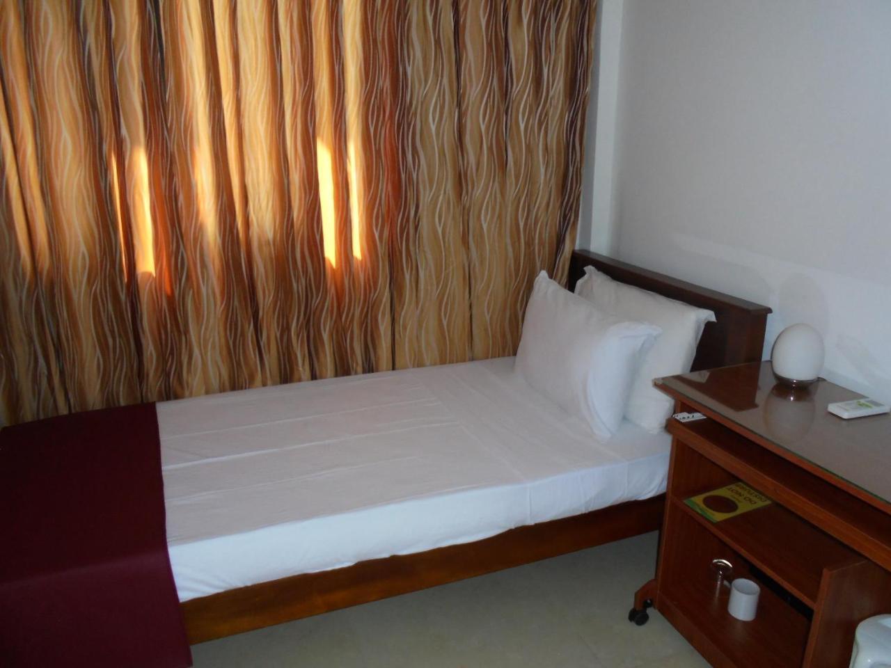 เจเอ็ม เฟอร์นันโด อพาร์ตเมนต์ Hotel เนกอมโบ ภายนอก รูปภาพ