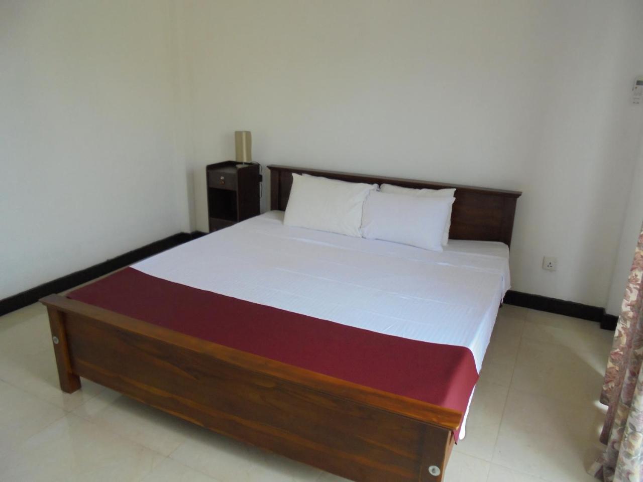 เจเอ็ม เฟอร์นันโด อพาร์ตเมนต์ Hotel เนกอมโบ ภายนอก รูปภาพ